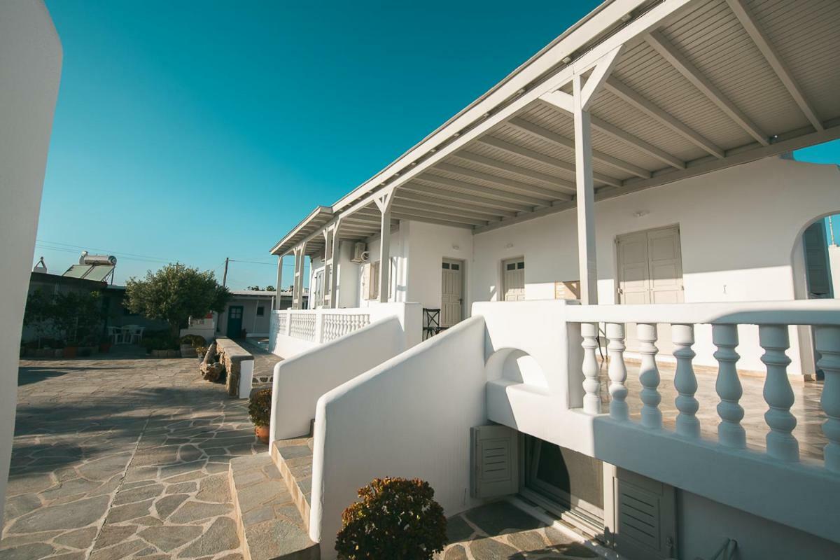 ホテル カヴァキ スタジオズ Mykonos Town エクステリア 写真